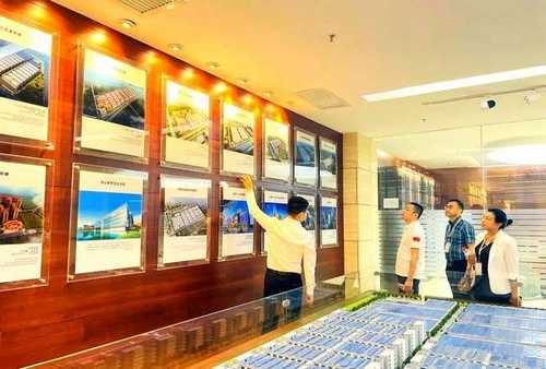 罗湖区保姆员多少钱一个月